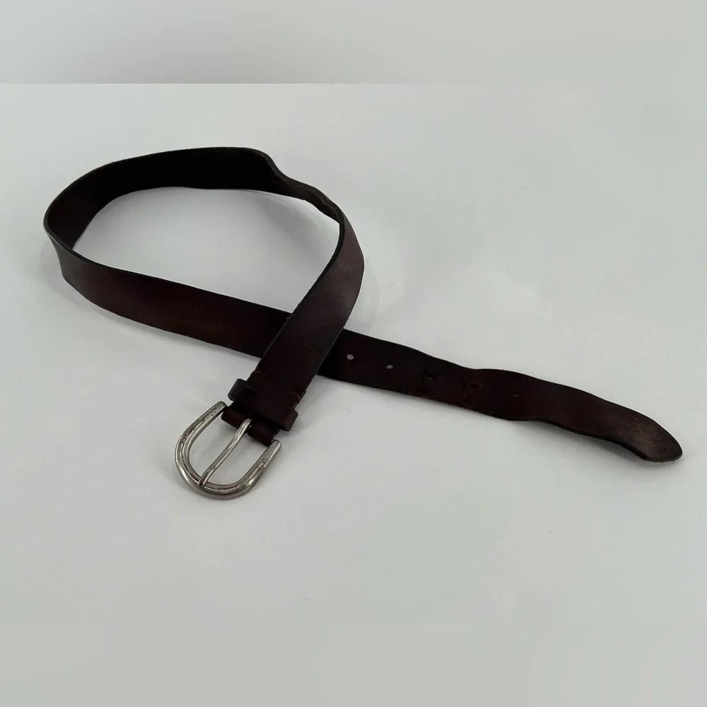 Ladies Vintage Leather Belt 32/34‎
